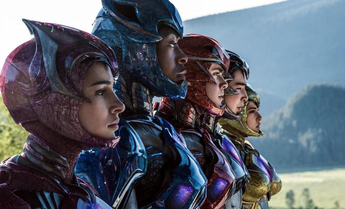 Power Rangers: Nové fotky, dinozordy a Alpha 5 potvrzeny | Fandíme filmu