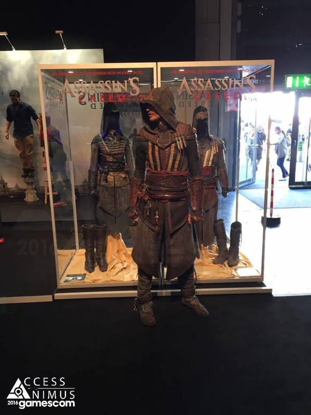 Assassin's Creed: Návaznost na hry a obří kaskadérský seskok | Fandíme filmu