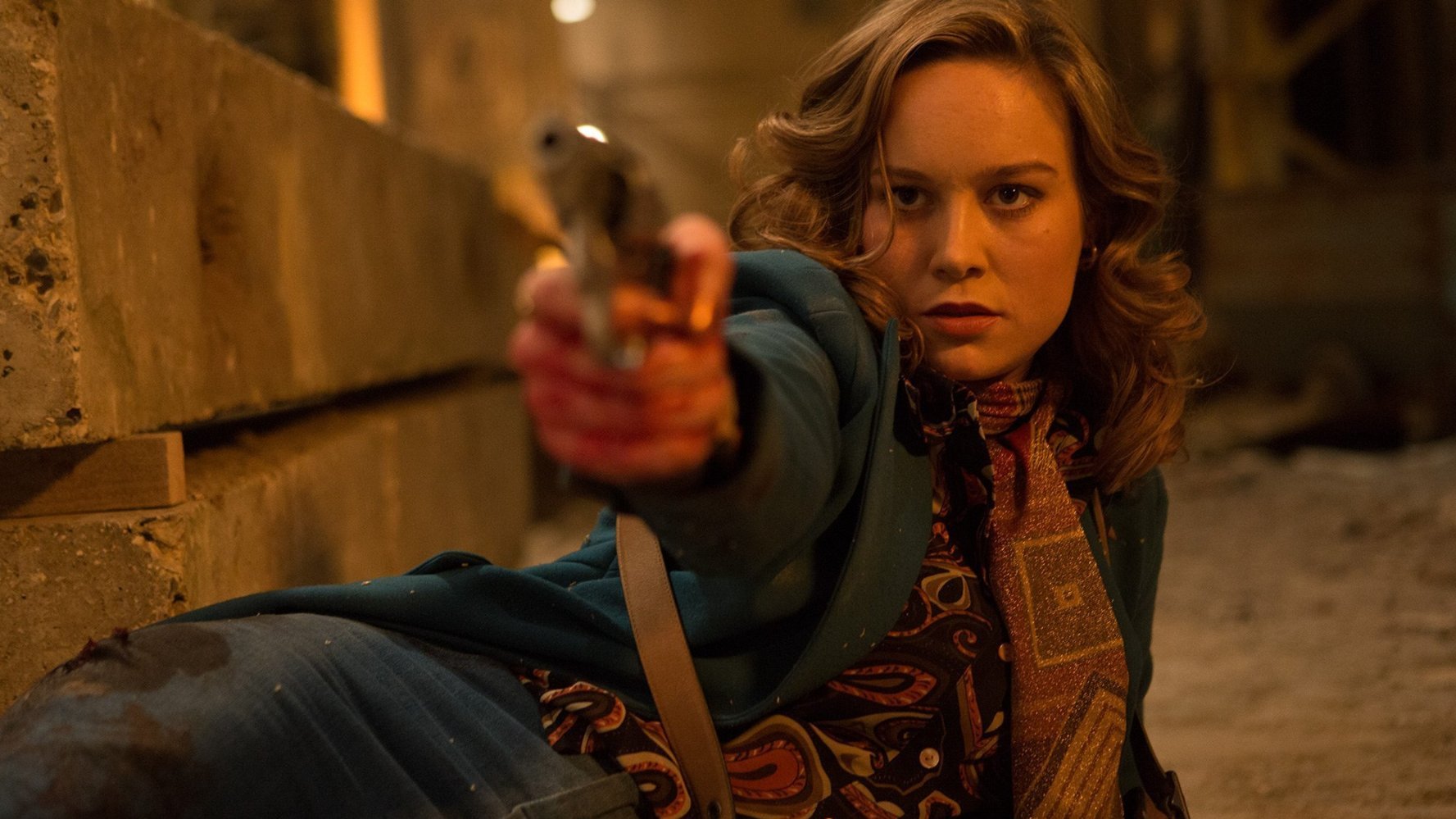 Free Fire: Absurdní filmová přestřelka v krvavém traileru