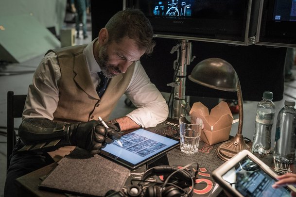 Zack Snyder odhalil svůj příští film | Fandíme filmu