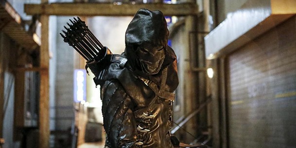 Arrow: V poslední řadě se vrátí dvě mrtvé postavy | Fandíme serialům