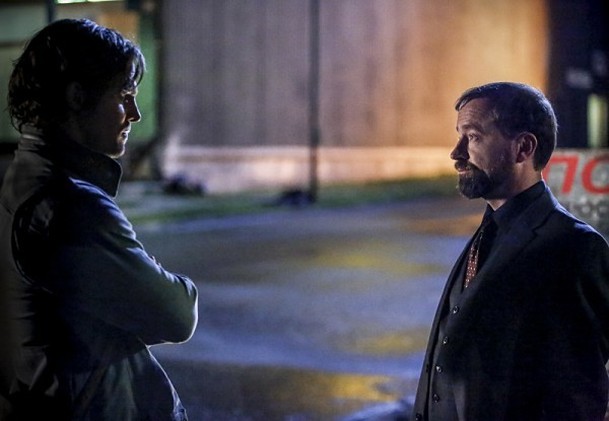 Arrow: Pátá sezona uzavře jednu kapitolu a změní celý seriál | Fandíme serialům