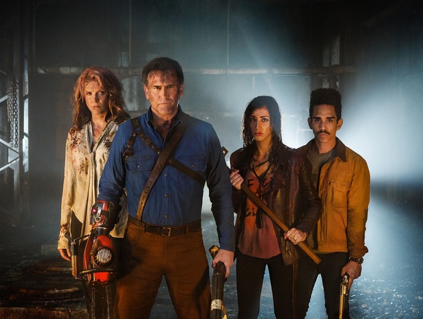 Ash vs Evil Dead dostal třetí řadu | Fandíme serialům