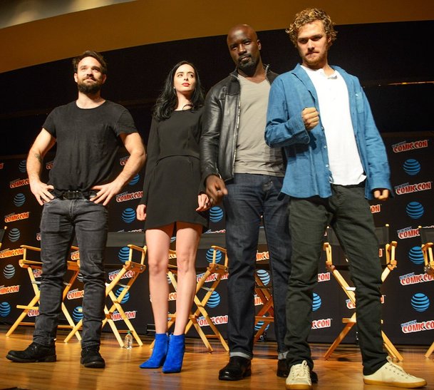 The Defenders: Záporáka si zahraje Sigourney Weaver | Fandíme serialům
