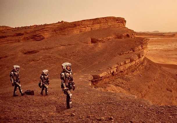 Mars: Přehrajte si půlhodinový prequel seriálu | Fandíme serialům