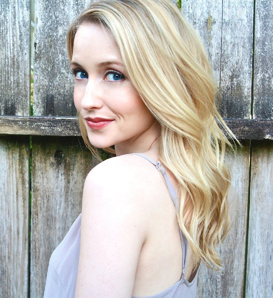 Emily Tennant | Fandíme filmu