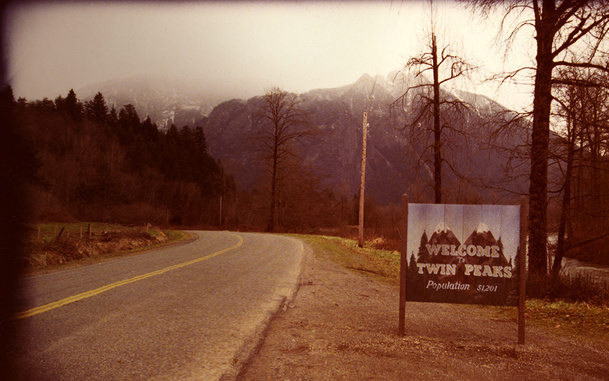 Twin Peaks: Seznamte se s pokračováním kultovního seriálu | Fandíme serialům