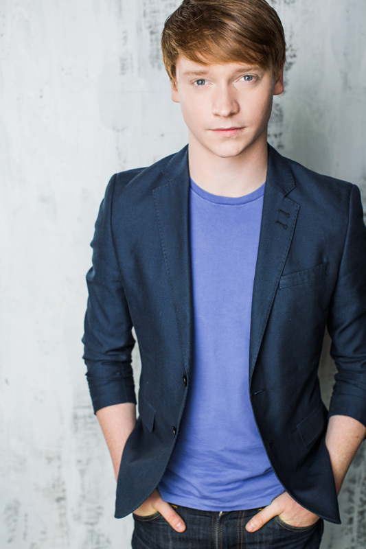 Calum Worthy | Fandíme filmu