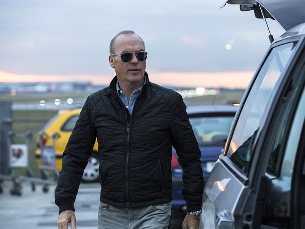 American Assassin: Michael Keaton na prvních fotkách | Fandíme filmu