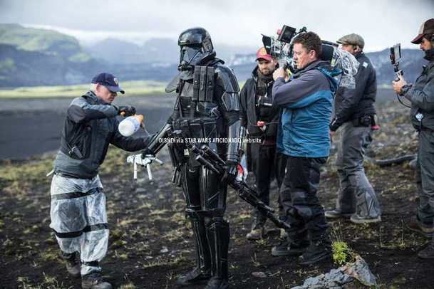 Rogue One: Star Wars Story: I nejnovější trailer nabitý emocemi | Fandíme filmu