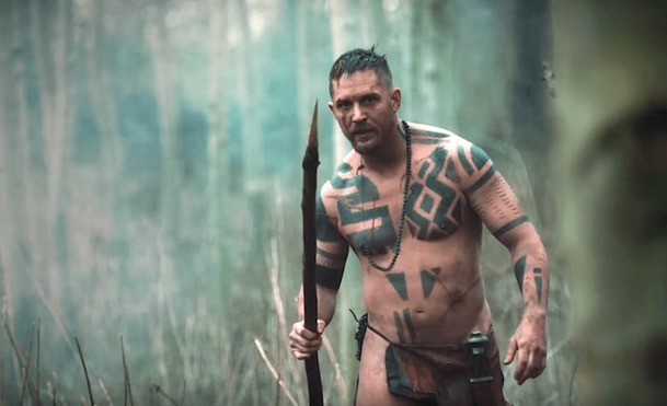 Taboo: Tom Hardy ovládá temná umění a mstí se | Fandíme serialům