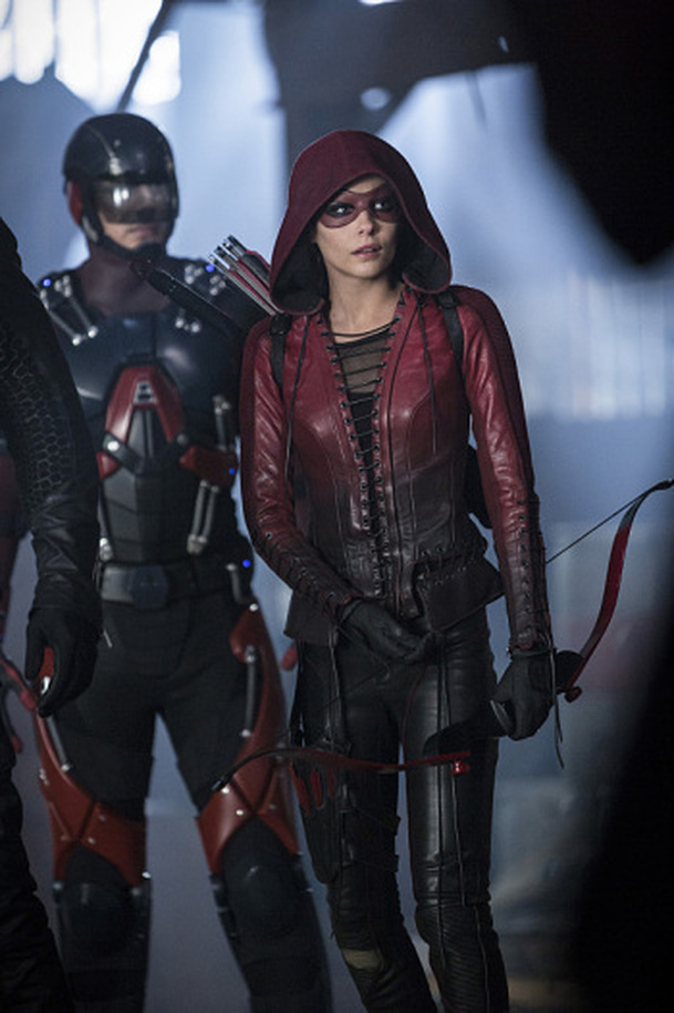 Arrow: Seriál opouští jedna z hlavních hvězd | Fandíme serialům