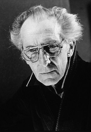 Peter Cushing | Fandíme filmu