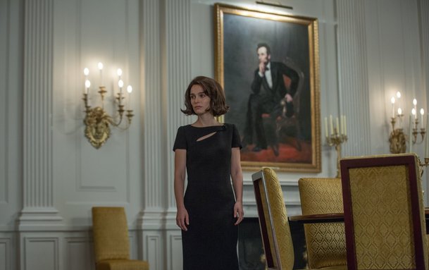 Jackie: Natalie Portman bojuje o Oscara jako vdova po Kennedym | Fandíme filmu