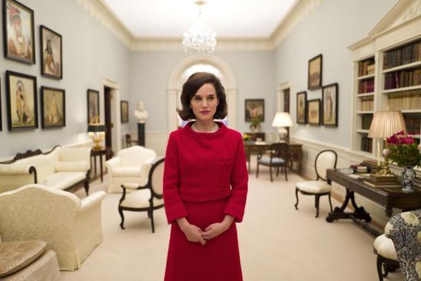 Jackie: Natalie Portman bojuje o Oscara jako vdova po Kennedym | Fandíme filmu