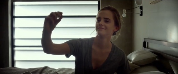 The Circle: Emma Watson vás sleduje přes počítač - trailer | Fandíme filmu