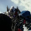 Transformers: Poslední rytíř: Děti a robot v novém klipu | Fandíme filmu