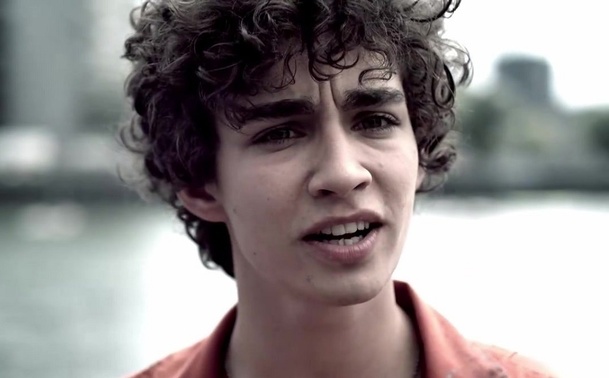 Robert Sheehan | Fandíme filmu