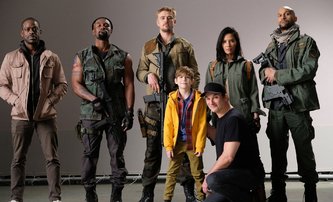 The Predator nabral posily z Hry o trůny a Chucka | Fandíme filmu