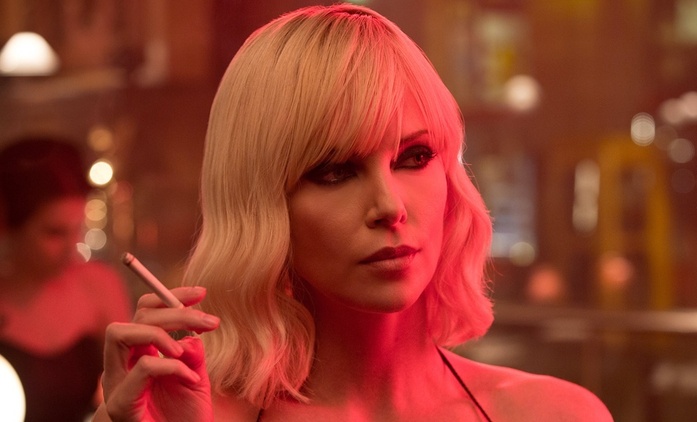 Atomic Blonde: Charlize Theron jako smrtící agent ve dvou teaserech | Fandíme filmu