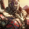 Transformers 5: Osm robotů včetně Cogmana na plakátech | Fandíme filmu