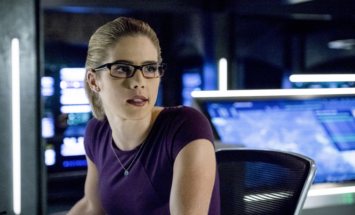 Arrow: Sedmá řada je poslední pro Felicity | Fandíme seriálům