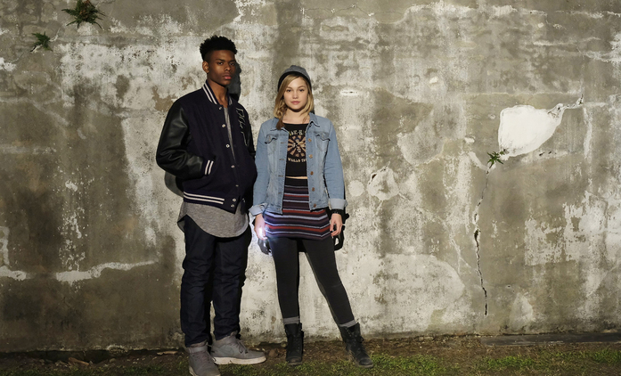 Cloak and Dagger: Trailer odhaluje "Romea a Julii" od Marvelu | Fandíme seriálům