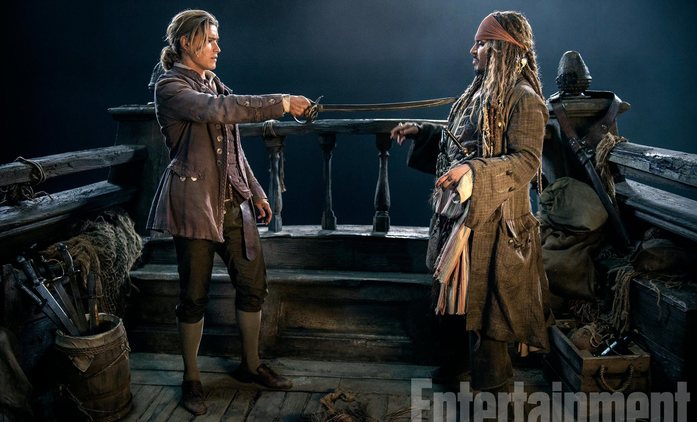 Piráti z Karibiku: Ohlédnutí za celou ságou a Depp v Disneylandu | Fandíme filmu