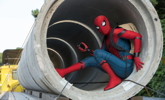 Spider-Man: Homecoming: Pavoučí muž odhaluje totožnost a další videa | Fandíme filmu