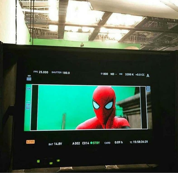 Spider-Man: Homecoming: Pavoučí muž odhaluje totožnost a další videa | Fandíme filmu