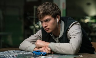 Baby Driver: Roztančený akční muzikál v nejnovějším traileru | Fandíme filmu