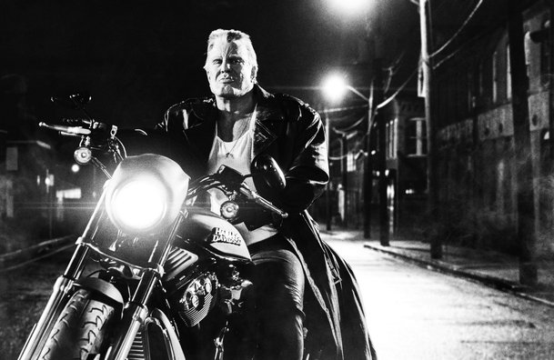 Sin City: Chystá se seriál přímo od Franka Millera | Fandíme serialům