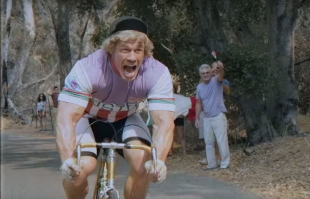 Tour de Pharmacy: Dopují všichni a srandu z toho má i Armstrong | Fandíme filmu