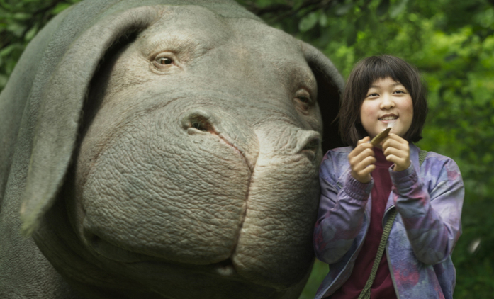 Okja: Sci-fi tvor vás donutí ronit slzy v novém traileru | Fandíme filmu