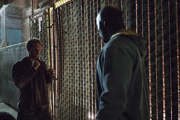 The Defenders: Nová porce plakátů a fotek | Fandíme serialům