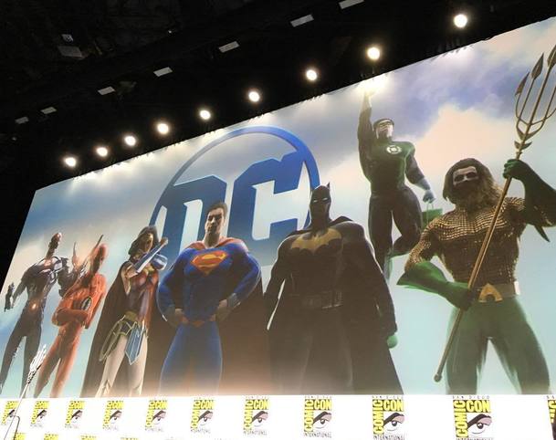 Justice League: Comic Con nabízí po roce úplně nový trailer | Fandíme filmu