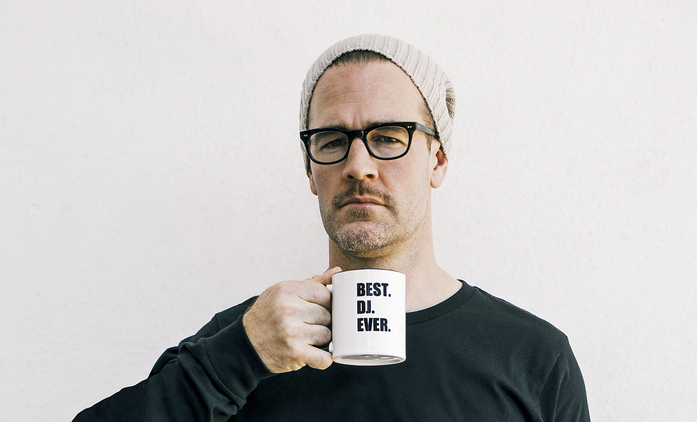 What would Diplo Do?: James Van Der Beek jako namistrovaný DJ | Fandíme seriálům