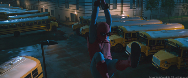 Spider-Man: Detailní pohled na jeho nový kostým | Fandíme filmu