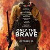 Only the Brave: Featurette představuje těžkou práci hasičů | Fandíme filmu