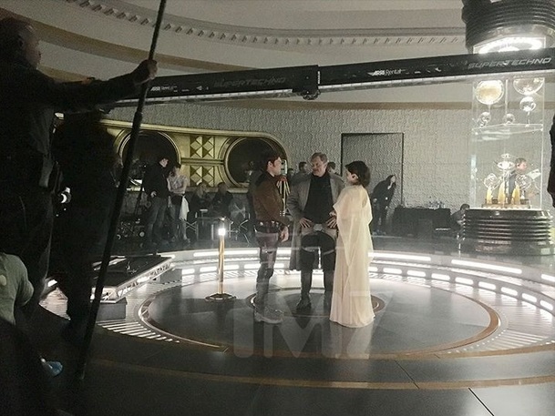 Star Wars: Han Solo: Paul Bettany přeobsazený do důležité role | Fandíme filmu