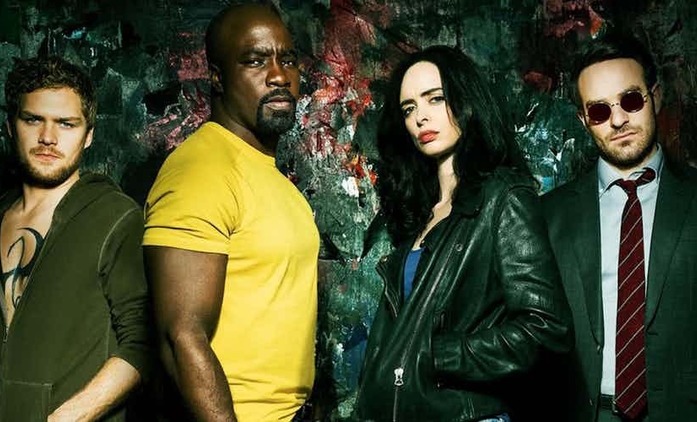 The Defenders: Hrdinové, Elektra či Alexandra na hromadě fotek | Fandíme seriálům