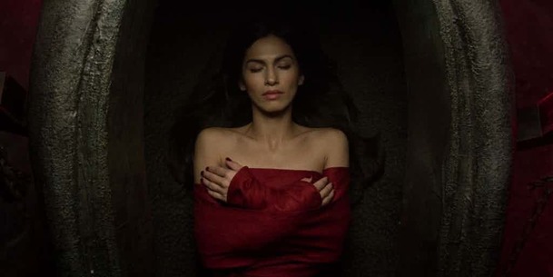 The Defenders: Hrdinové, Elektra či Alexandra na hromadě fotek | Fandíme serialům