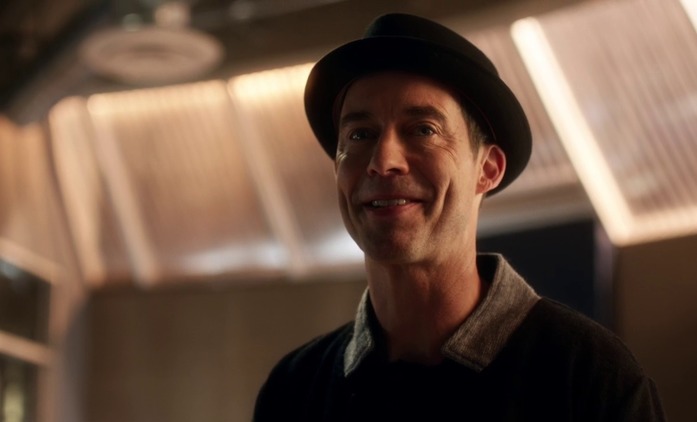 The Flash: Uvidíme již čtvrtou verzi Harrisona Wellse | Fandíme seriálům