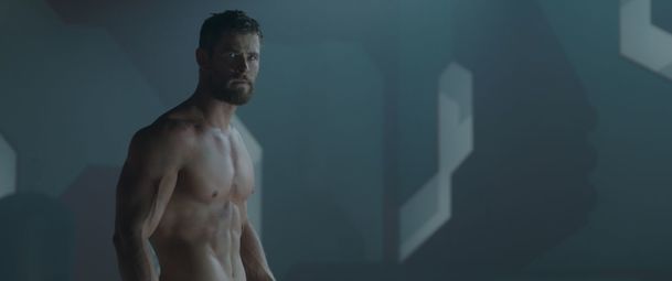 Thor Ragnarok: Nové plakáty, fotky a délka filmu | Fandíme filmu