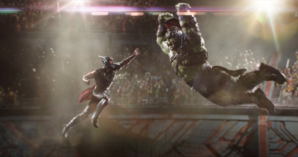 Thor Ragnarok: Nové plakáty, fotky a délka filmu | Fandíme filmu