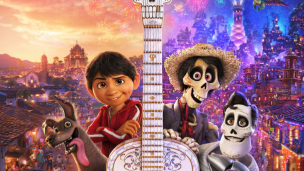 Coco: Finální trailer láká diváky do kina na rodinnou podívanou | Fandíme filmu