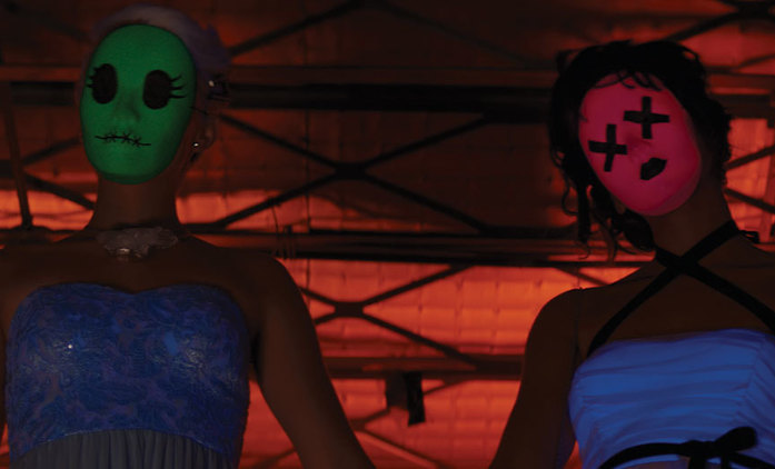 Tragedy Girls: Sociální sítě vás přivedou do hrobu. Doslova. | Fandíme filmu