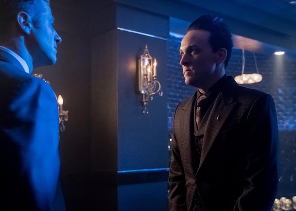 Gotham: Nový trailer ala Batman začíná | Fandíme serialům
