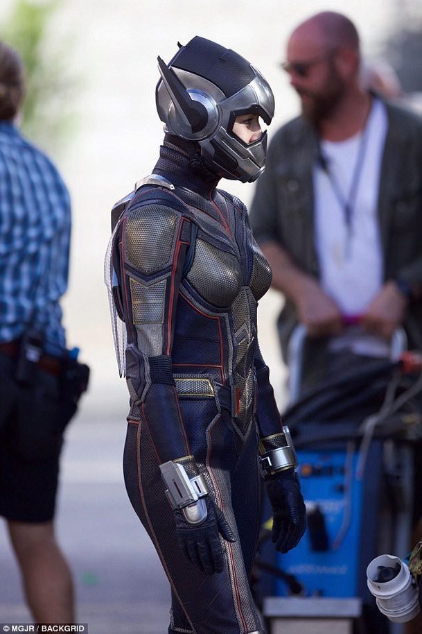 Ant-Man & The Wasp: Nové fotky Wasp a natáčení akční scény | Fandíme filmu