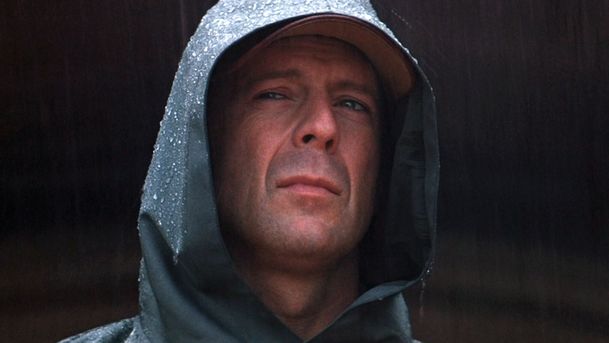 Cosmic Sin: Bruce Willis se bude bránit zákeřným mimozemšťanům | Fandíme filmu